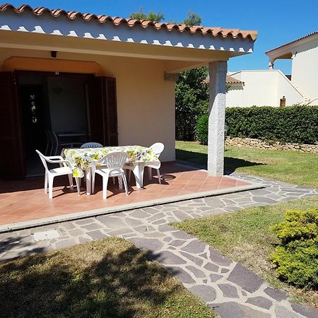 Appartamenti Corallo San Teodoro  Habitación foto