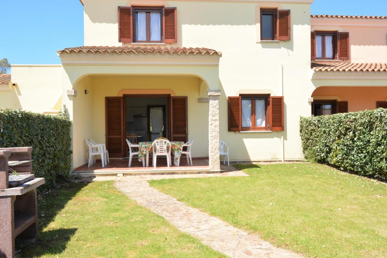 Appartamenti Corallo San Teodoro  Exterior foto