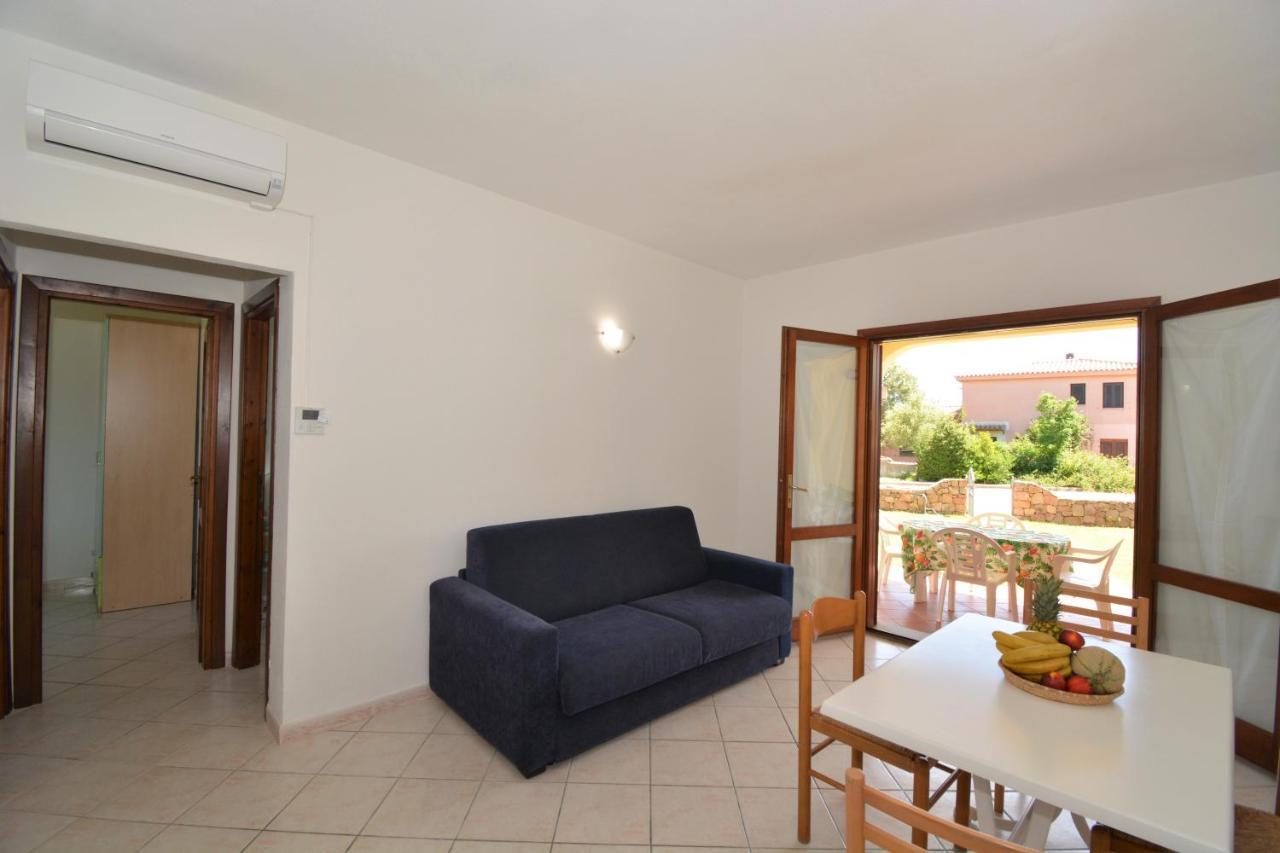 Appartamenti Corallo San Teodoro  Exterior foto