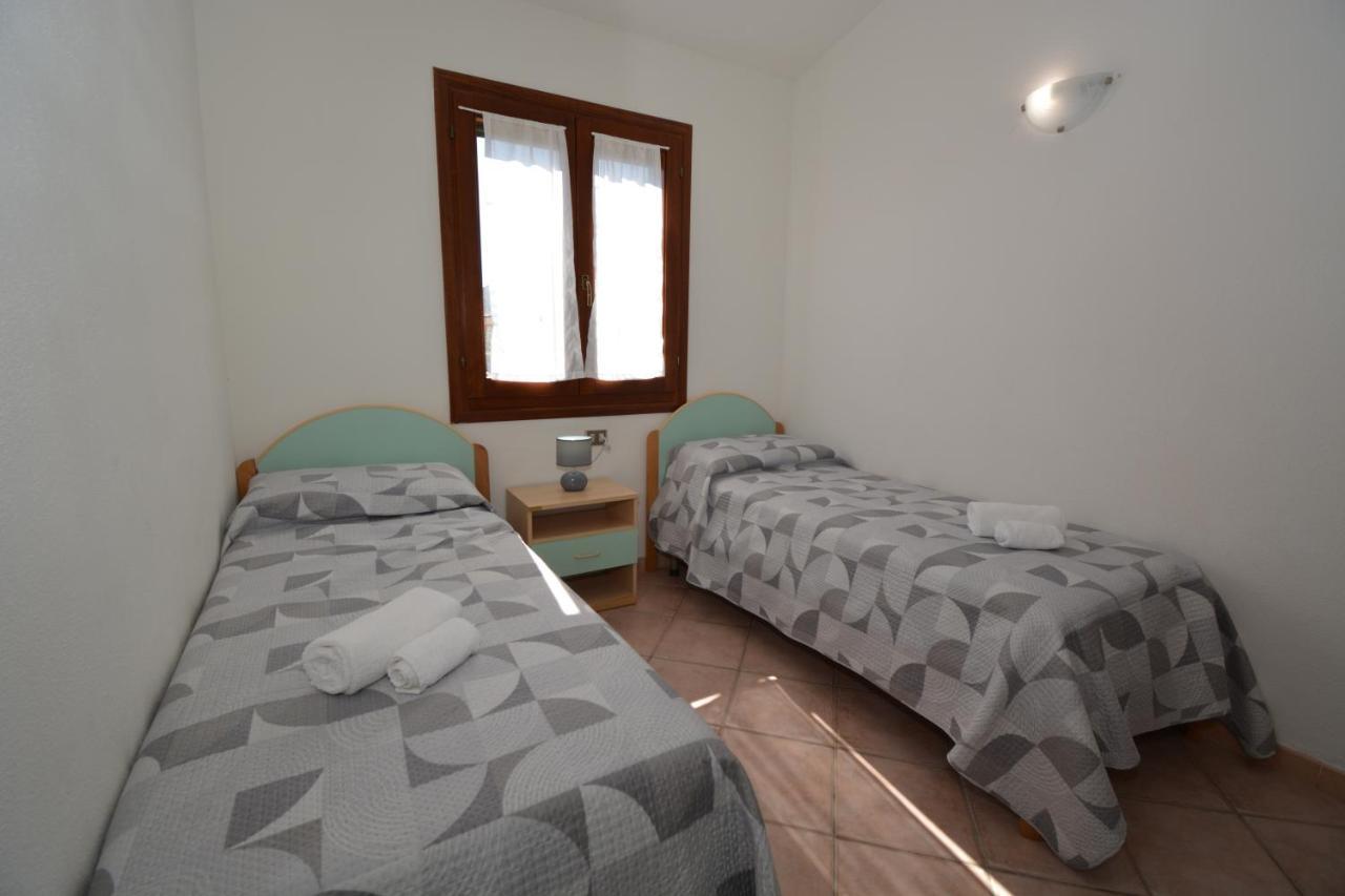 Appartamenti Corallo San Teodoro  Exterior foto